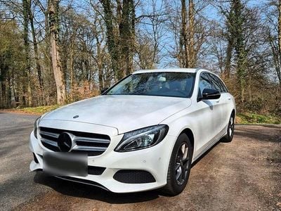 Gebraucht Mercedes C220 170 PS (125 kW) 2015 Weiß Kombi