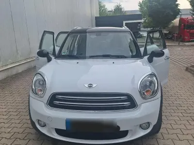 Gebraucht Mini Cooper D 111 PS (81 kW) 2016 Weiß Kleinwagen
