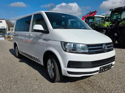 Second-hand VW Caravelle 102 CP (75 kW) 2016 Alb Van