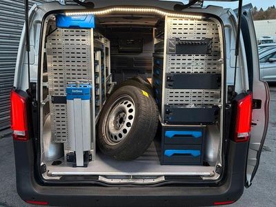 Gebraucht Mercedes Vito 136 PS (100 kW) 2022 Silber Van