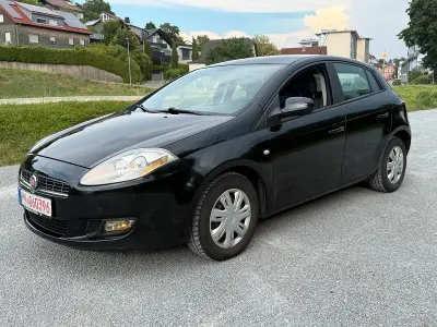 Gebraucht Fiat Bravo 90 PS (66 kW) 2009 Schwarz Kleinwagen