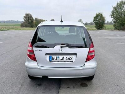 Grau Gebraucht 2006 Mercedes A150 Avantgarde Van / Kleinbus | 2.250 € (Fairer Preis)