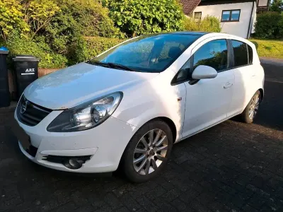 Gebraucht Opel Corsa 100 PS (73 kW) 2010 Weiß Kleinwagen