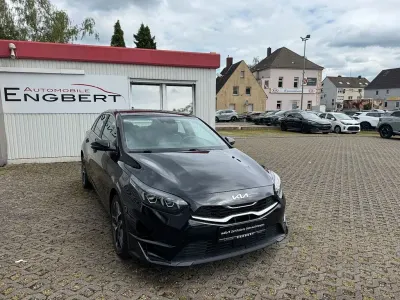 Usado Kia Ceed Spirit 160 CV (117 kW) 2020 Negro Utilitario