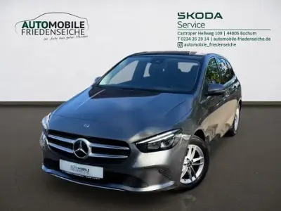 Gebraucht Mercedes B200 Business 150 PS (110 kW) 2019 Grau Kleinwagen