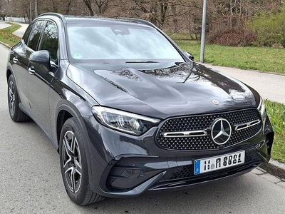 Gebraucht Mercedes GLC200 AMG 204 PS (150 kW) 2024 Grau SUV