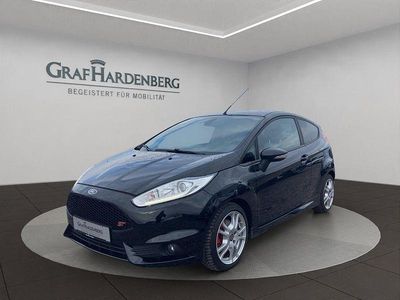 Schwarz Gebraucht 2016 Ford Fiesta ST Limousine | 9.790 € (Fairer Preis)