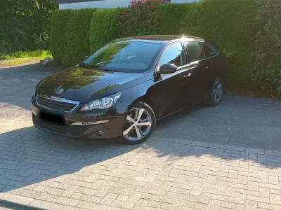 Gebraucht Peugeot 308 SW Active 131 PS (96 kW) 2015 Schwarz Kombi