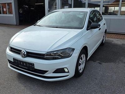 Gebraucht VW Polo Trendline 65 PS (47 kW) 2019 Weiß Limousine