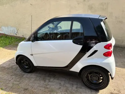 Gebraucht Smart ForTwo Coupé 71 PS (52 kW) 2009 Weiß Coupé