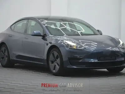 Occasion Tesla Model 3 Standard Range Plus 208 kW (283 PK) 2021 Grijs Sedan
