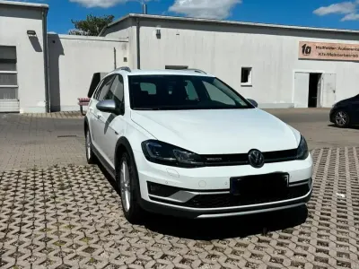 Gebraucht VW Golf Alltrack 186 PS (136 kW) 2020 Weiß Kombi