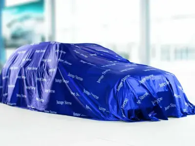 Gebraucht Mercedes GLA250 AMG 164 PS (120 kW) 2026 Grau SUV