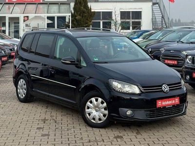 Schwarz Gebraucht 2010 VW Touran Highline Van / Kleinbus | 9.850 € (Etwas zu teuer)