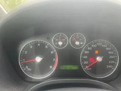 Używany Ford C-MAX 99 KM (72 kW) 2005 Srebrny Minivan