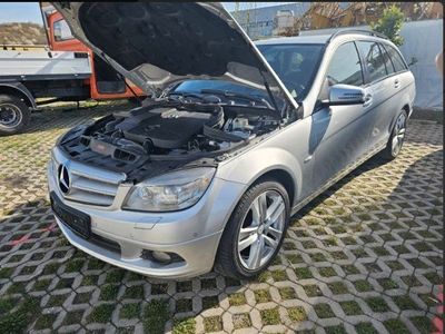Mercedes C200