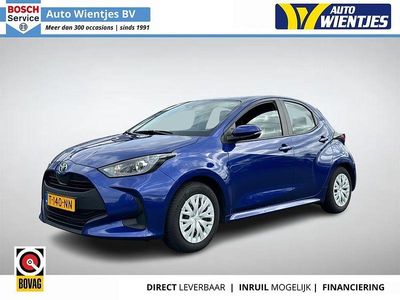 Gebraucht Toyota Yaris Hybrid Active 91 PS (66 kW) 2023 Blau Limousine