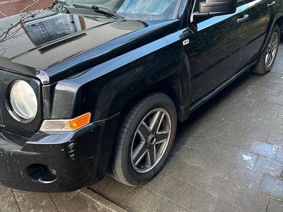 Gebraucht Jeep Patriot 140 PS (102 kW) 2010 Schwarz SUV