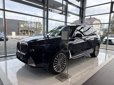 Neu BMW X7 340 PS (250 kW) 2025 Blau SUV