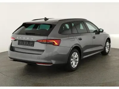 Neu Skoda Octavia Selection 150 PS (110 kW) 2026 Kombi