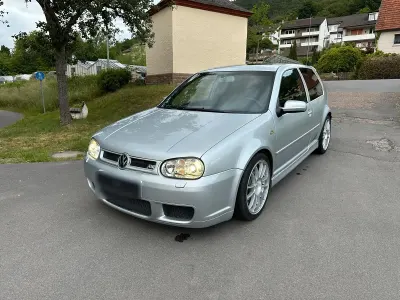 Gebraucht VW Golf GTI 150 PS (110 kW) 2002 Silber Coupé