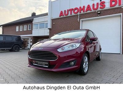 Gebraucht Ford Fiesta Titanium 95 PS (69 kW) 2014 Rot Kleinwagen