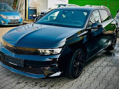 Gebraucht Opel Astra Sport 131 PS (96 kW) 2024 Schwarz Limousine