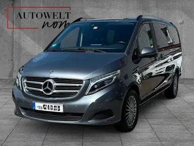 Gebraucht Mercedes V220 Edition 190 PS (139 kW) 2018 Flintgrau Van / Kleinbus