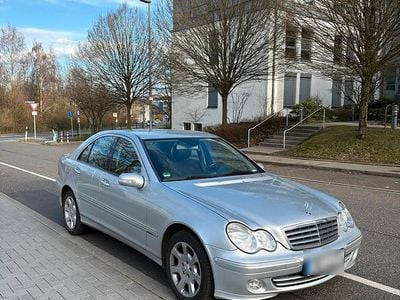 Gebraucht Mercedes C180 143 PS (105 kW) 2006 Silber Limousine