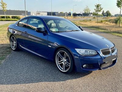 Gebraucht BMW 325 204 PS (150 kW) 2011 Blau Coupé