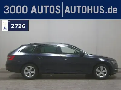 Gebraucht Skoda Superb Ambition 150 PS (110 kW) 2022 Blau Kombi