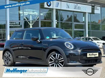 Gebraucht Mini Cooper 136 PS (100 kW) 2023 Schwarz Kleinwagen