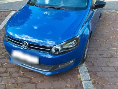Gebraucht VW Polo Style 105 PS (77 kW) 2011 Blau Kleinwagen