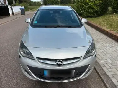 Gebraucht Opel Astra 164 PS (120 kW) 2013 Silber Kombi