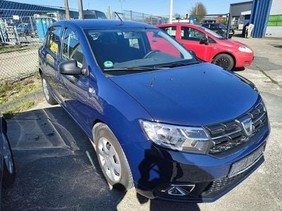 Second-hand Dacia Sandero Essentiel 73 CP (53 kW) 2019 Albastru Hatchback