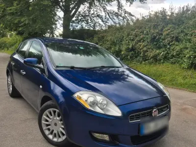 Gebraucht Fiat Bravo 140 PS (102 kW) 2009 Blau Kleinwagen