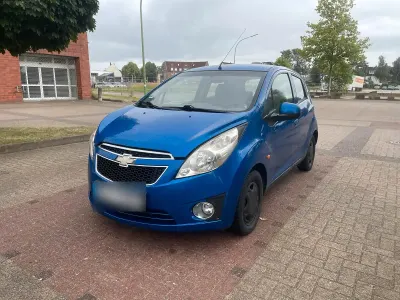 Gebraucht Chevrolet Spark 68 PS (50 kW) 2010 Blau Kleinwagen