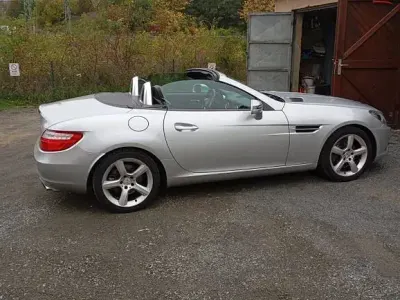 Gebraucht Mercedes SLK250 203 PS (149 kW) 2011 Silber Cabrio