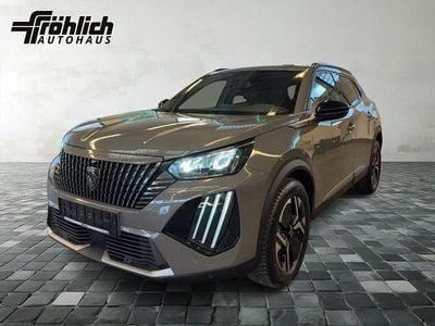 Neu Peugeot 2008 Allure 136 PS (100 kW) 2025 Grau SUV