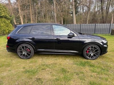 Second-hand Audi SQ7 Ambiente 435 CP (319 kW) 2020 Negru SUV