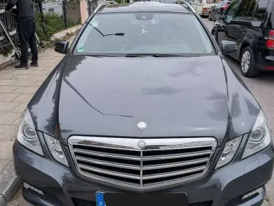 Używany Mercedes E350 Avantgarde 231 KM (169 kW) 2009 Srebrny Kombi