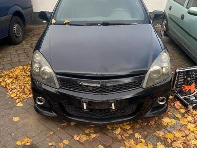 Opel Astra GTC