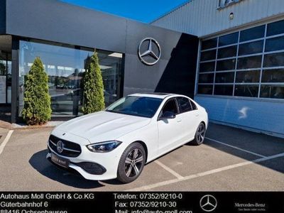 Weiß Gebraucht 2022 Mercedes C200 Avantgarde Limousine | 37.500 € (Etwas zu teuer)