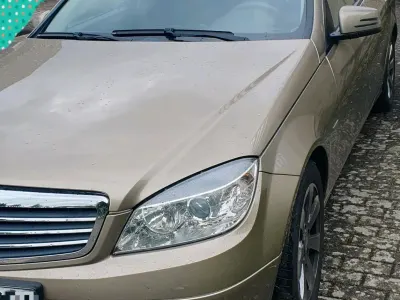 Gebraucht Mercedes C220 170 PS (125 kW) 2010 Gold Kombi