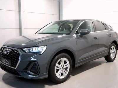 Grau Gebraucht 2023 Audi Q3 Sportback Performance SUV | 29.890 €