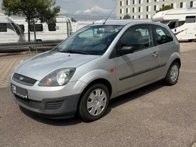 Gebraucht Ford Fiesta 69 PS (50 kW) 2006 Silber Kleinwagen