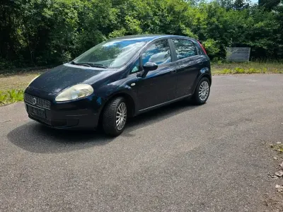 Gebraucht Fiat Punto 90 PS (66 kW) 2008 Blau Kleinwagen