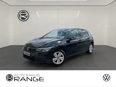 Gebraucht VW Golf VIII Life 150 PS (110 kW) 2021 Schwarz Limousine