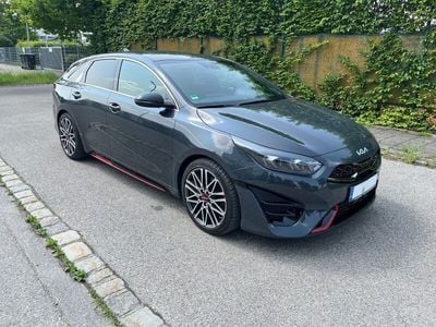 Kia ProCeed GT