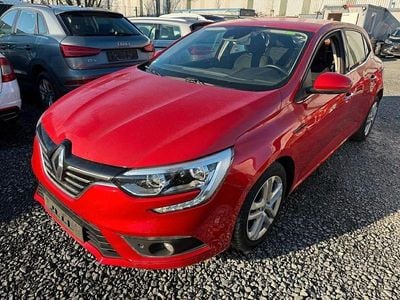 Gebraucht Renault Mégane IV Business 140 PS (102 kW) 2019 Rot Limousine